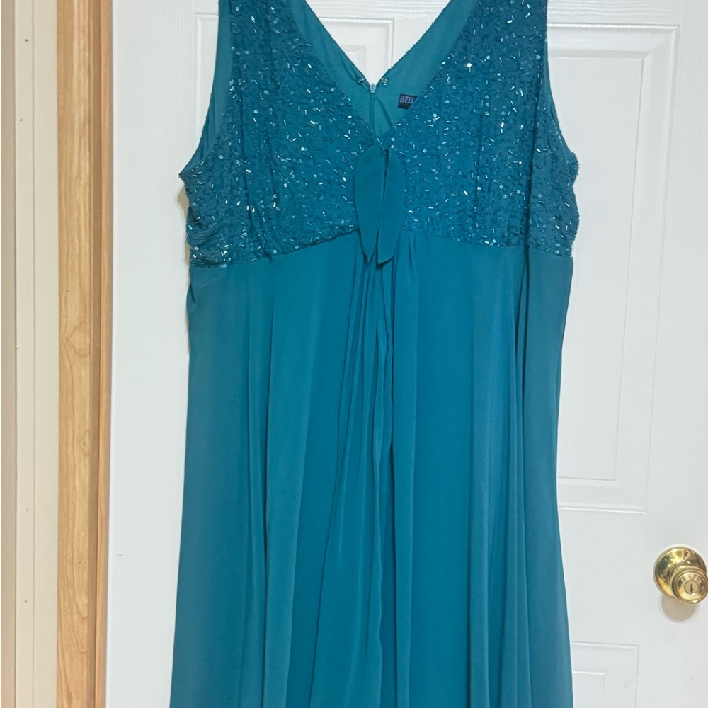 Bella Blue Plus  Sz 24W Teal Dress W/Beaded Bodice VGUC😊😊 - Picture 4 of 11